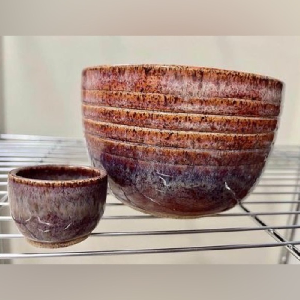 2 Size Pottery Bowls:
1.5”x2” Mini Bowl: $15
4”x6” Regular Bowl: $30